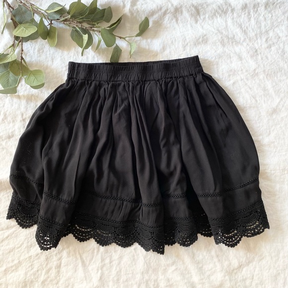Shell Black Embroidered Skirt by Aeropostale - Picture 8 of 8